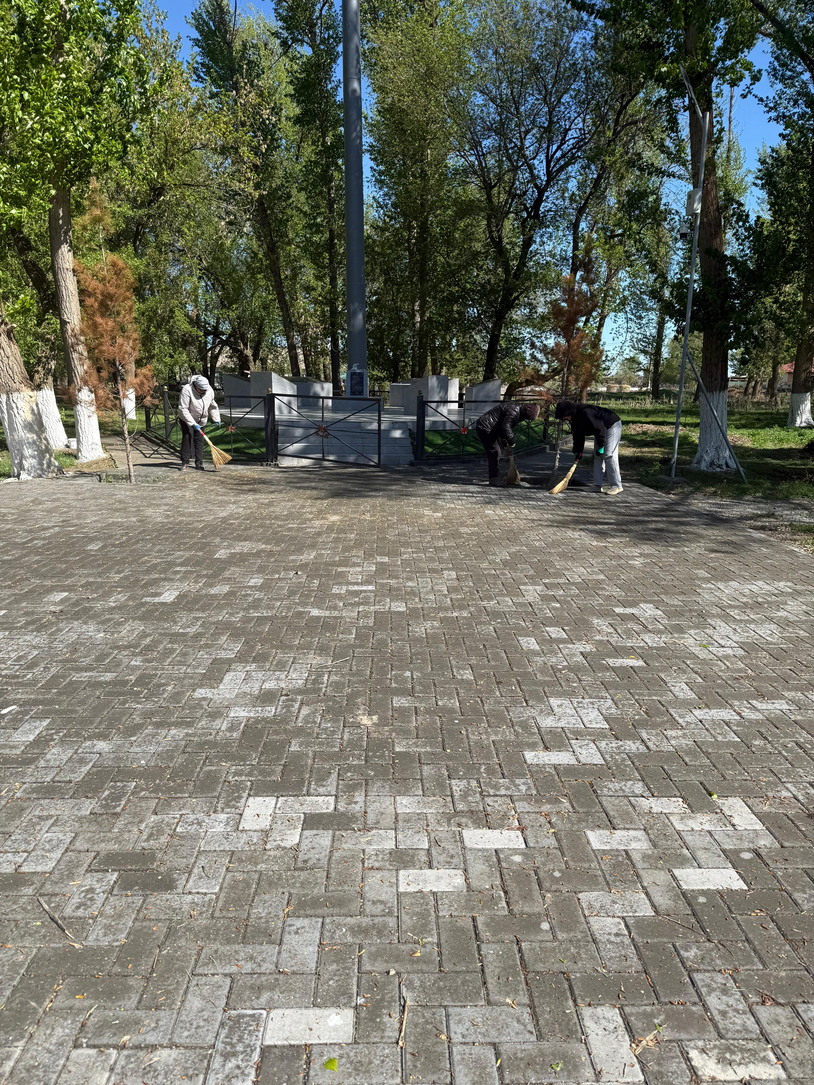 Ескелді ауылдық округінде «Обелиск Славы» ескерткіші аумағында сенбілік ұйымдастырылды