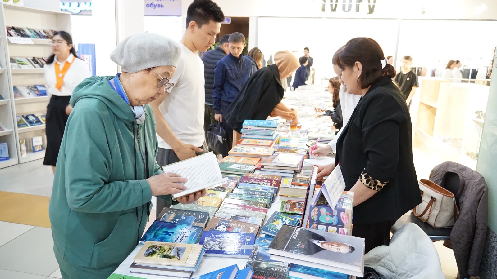 Жетісуда Ұлттық кітап күні аясында «Кітап – ұлттың ұлы байлығы» атты ауқымды шара өтті