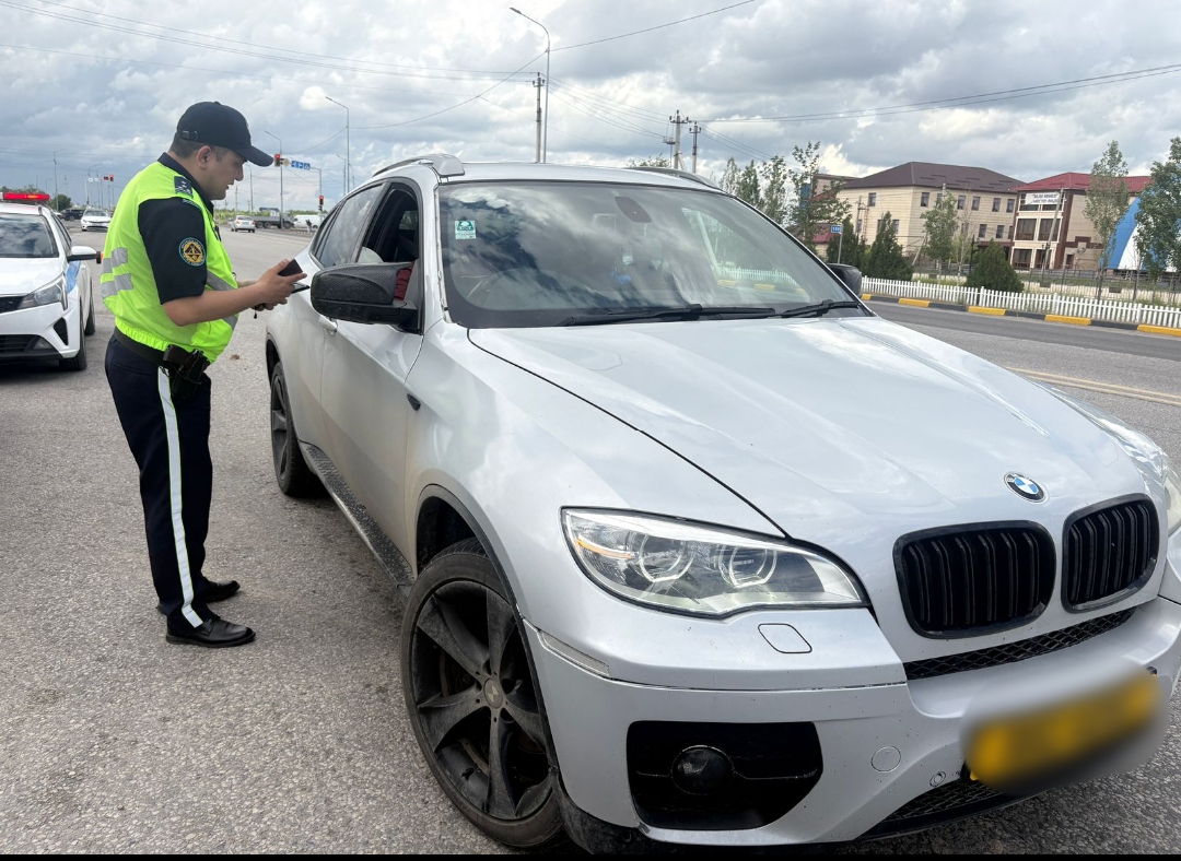 Үш өңірдің полицейлері Түркістанда: алғашқы тәулікте 1600 дерек