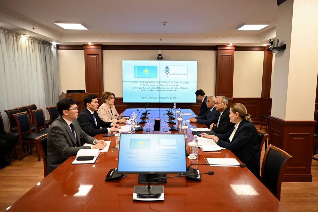 Ербол Мырзабосынов встретился с Генеральным секретарём Организации экономического сотрудничества Асадом Маджид Ханом