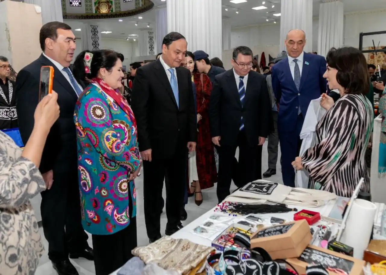 Таразда халықаралық қолөнершілер фестивалі басталды