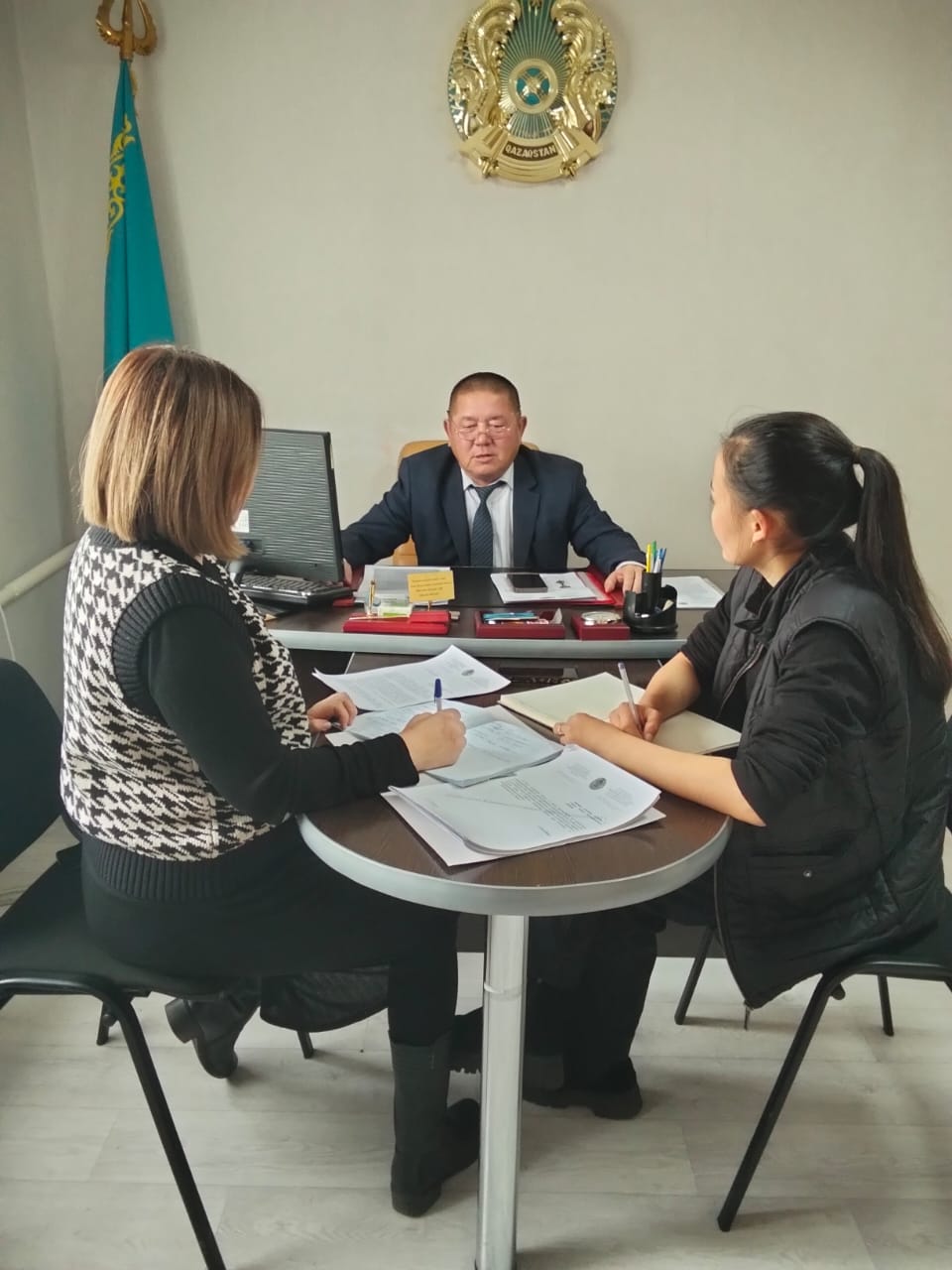 Сыбайлас жемқорлық құқық бұзушылықтарының алдын алу бойынша мемлекеттік қызметшілермен түсіндіру жұмысы жүргізілді