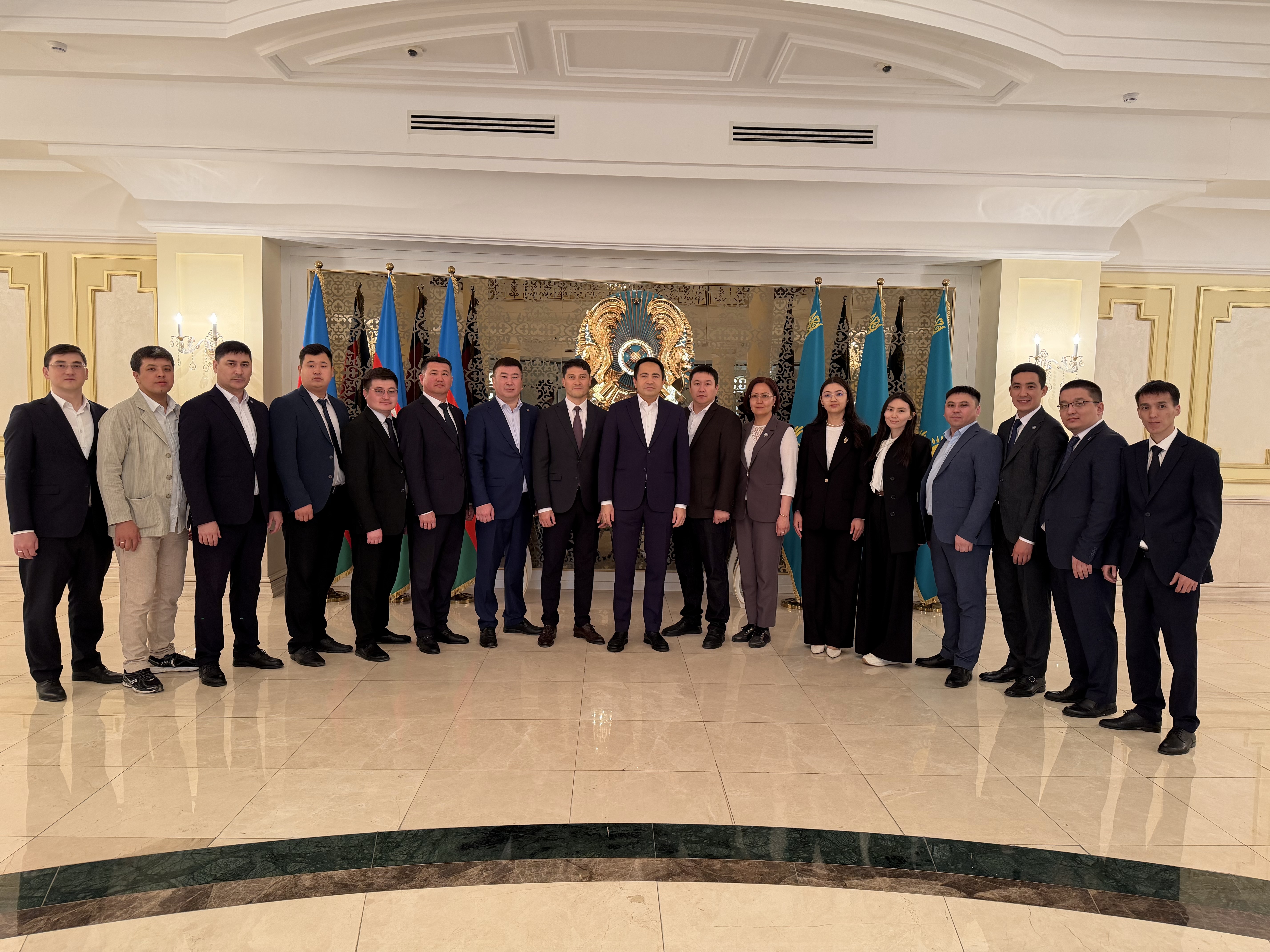 Қазақстанның мемлекеттік қызметкерлері Бакуда оқудан өтті