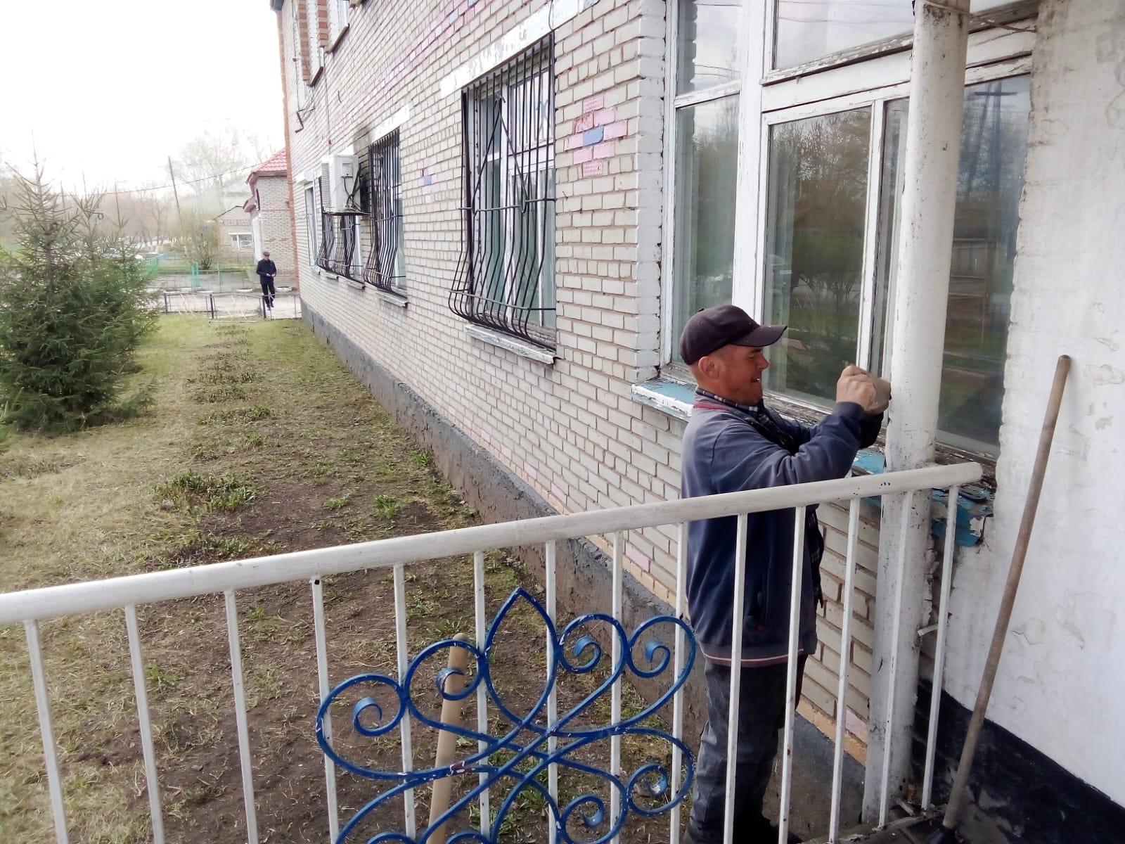 Ғимараттың қасбетін абаттандыру