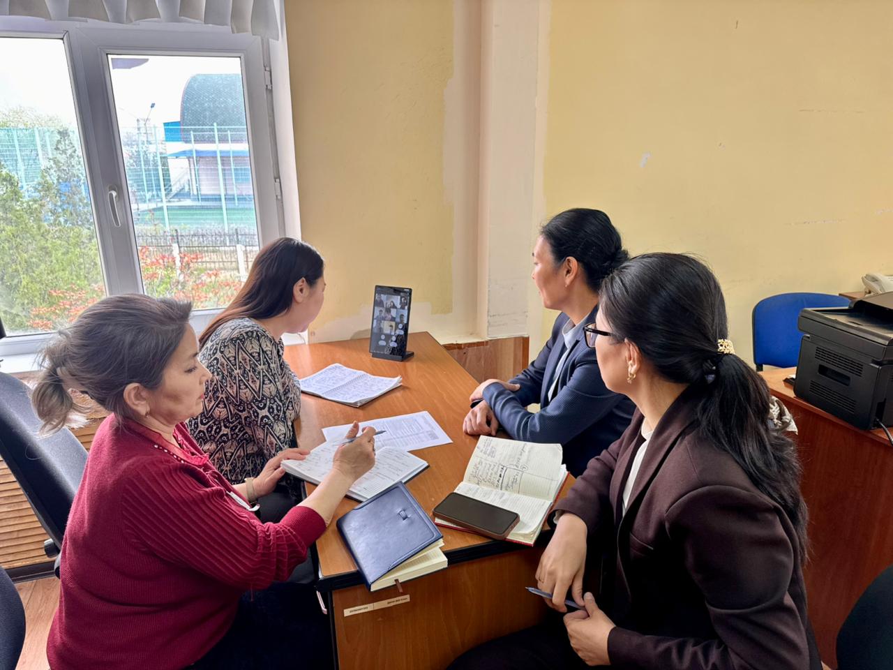 Маңғыстау облысының санитариялық-эпидемиологиялық бақылау департаменті (бұдан әрі – Департамент) 2026 жылғы 10 сәуірдегі Қазақстан Республикасы Денсаулық сақтау министрлігі Санитариялық-эпидемиологиялық бақылау комитетінің халықтың санитариялық-эпидемиологиялық саламаттылығы саласындағы «Санитариялық-эпидемиологиялық қадағалау» сервистік бағдарламалық өнімін (бұдан әрі – СЭҚ СБӨ) енгізу жөніндегі №30 хаттамасына сәйкес, 2026 жылғы 21 сәуірде қалалық және аудандық санитариялық-эпидемиологиялық бақылау басқармаларының қатысуымен СЭҚ СБӨ және «Ekpo» зертханалық ақпараттық жүйесінің жұмысын талдау бойынша облыстық кеңес өткізді.