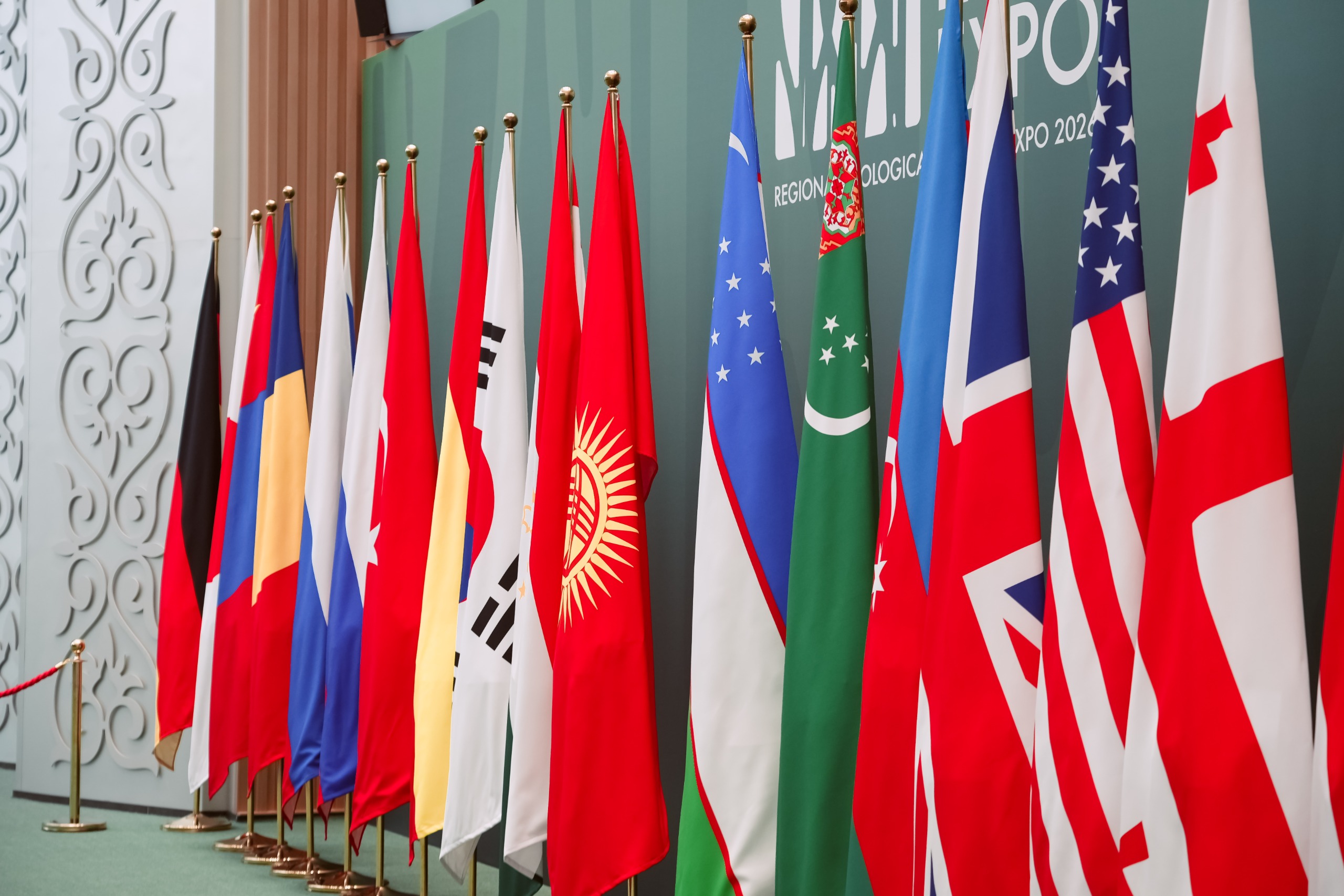 Казахстан усиливает экологическую повестку в дорожной отрасли: в Астане подписан меморандум о применении буровых отходов в строительстве дорог