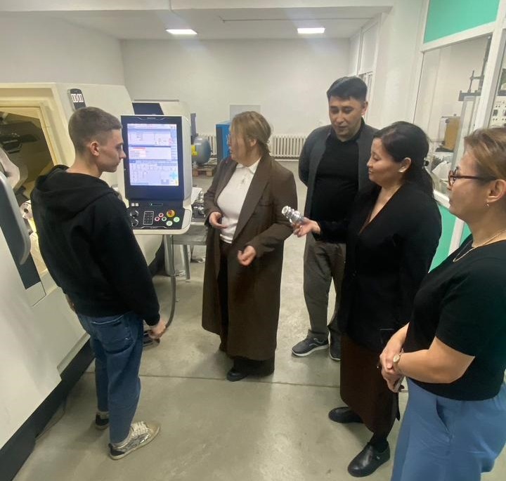 «Павлодар химия-механикалық колледжі» КМҚК-да «Токарь ісі» мамандығы бойынша лицензияға қосымша беру үшін біліктілік талаптарына сәйкестіктін анықтау мақсатында рұқсаттық бақылау жүргізілді.