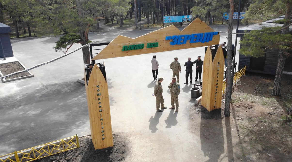 Қазақстан Республикасы Президенті Әкімшілігінің мемлекеттік инспекторы Б.А. Исаков Зеренді ауданына жұмыс сапары аясында Зеренді ауылындағы экопаркті аралады