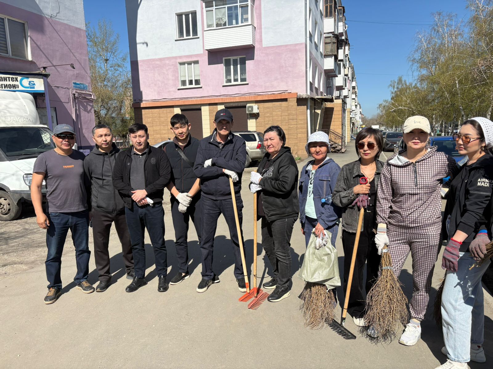Өскеменде экологиялық акция аясында тазалық жұмыстары жүргізілді