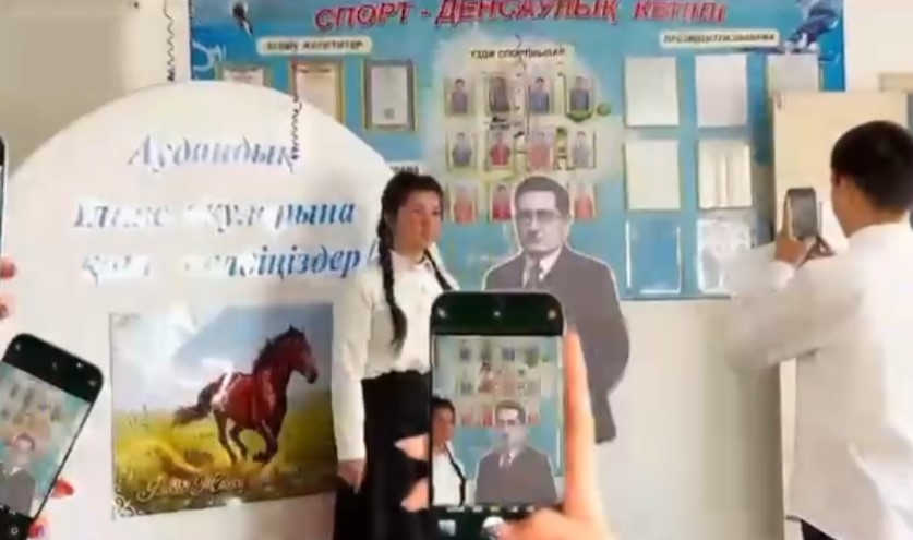 2026 жылғы 17 сәуірде Ақжар ОМ-де Республикалық"Ілияс Жансүгіров оқулары" байқауының аудандық кезеңі өтті. Байқауға қатысқандар саны-22. Байқау бес бағыт бойынша өтті. Жалпы жеңімпаздар саны-19.