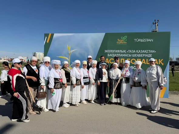 ЖАЛПЫҚАЛАЛЫҚ СЕНБІЛІККЕ 2 МЫҢҒА ЖУЫҚ АДАМ ҚАТЫСТЫ