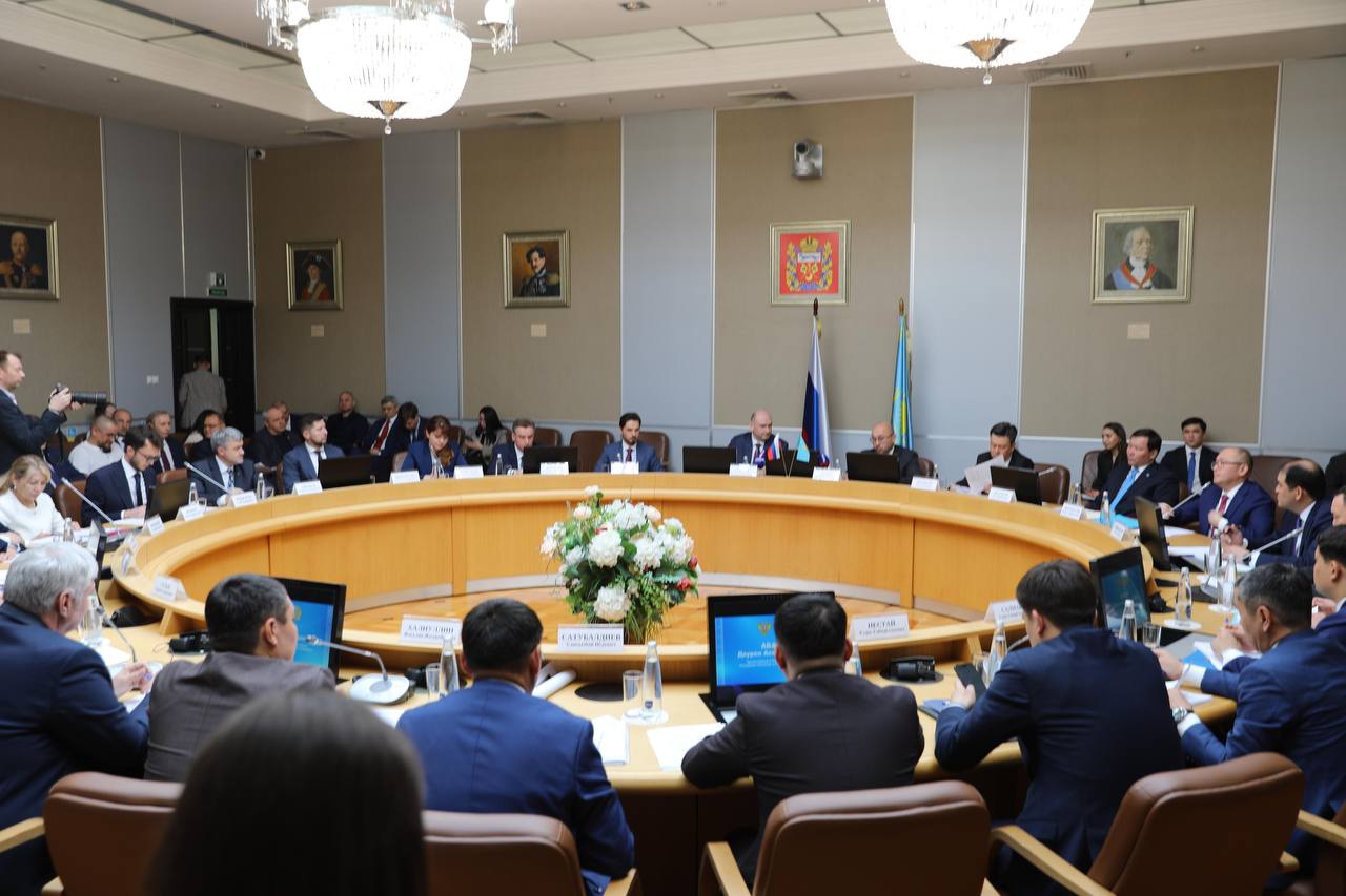 Өңір басшысы Орынборда өңіраралық ынтымақтастықты кеңейту мәселесі талқыланған конференцияға қатысты