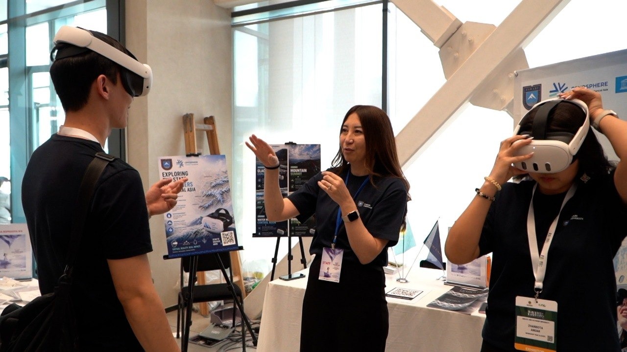 КазНУ и ЮНЕСКО представили инновации в образовании на международной выставке