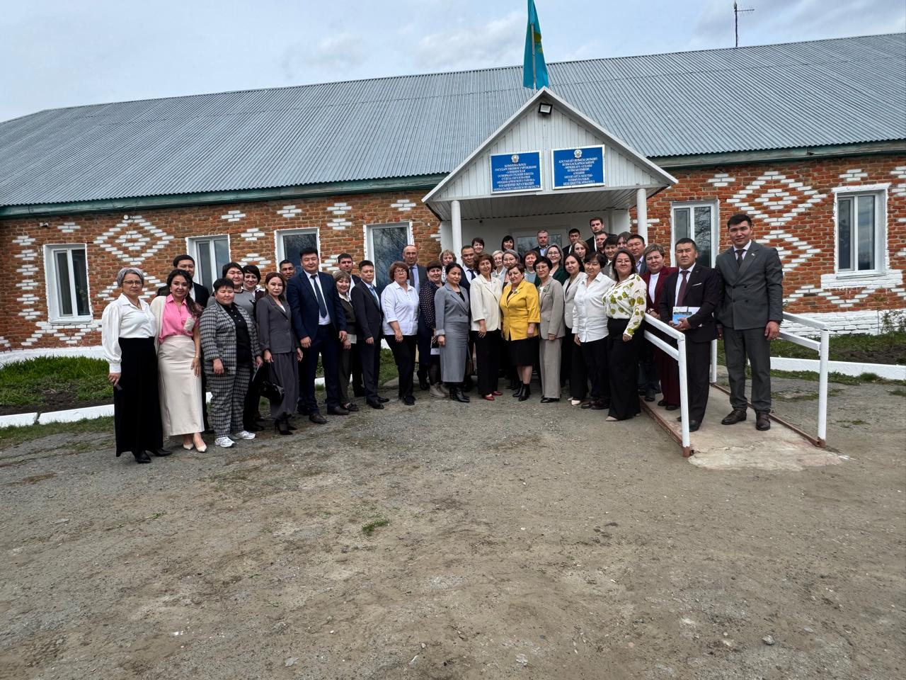 МЕКТЕПТІ БАСҚАРУДЫҢ ҮЗДІК ТӘЖІРИБЕЛЕРІ БОЙЫНША КЕЙС-ЗЕРТХАНАСЫ