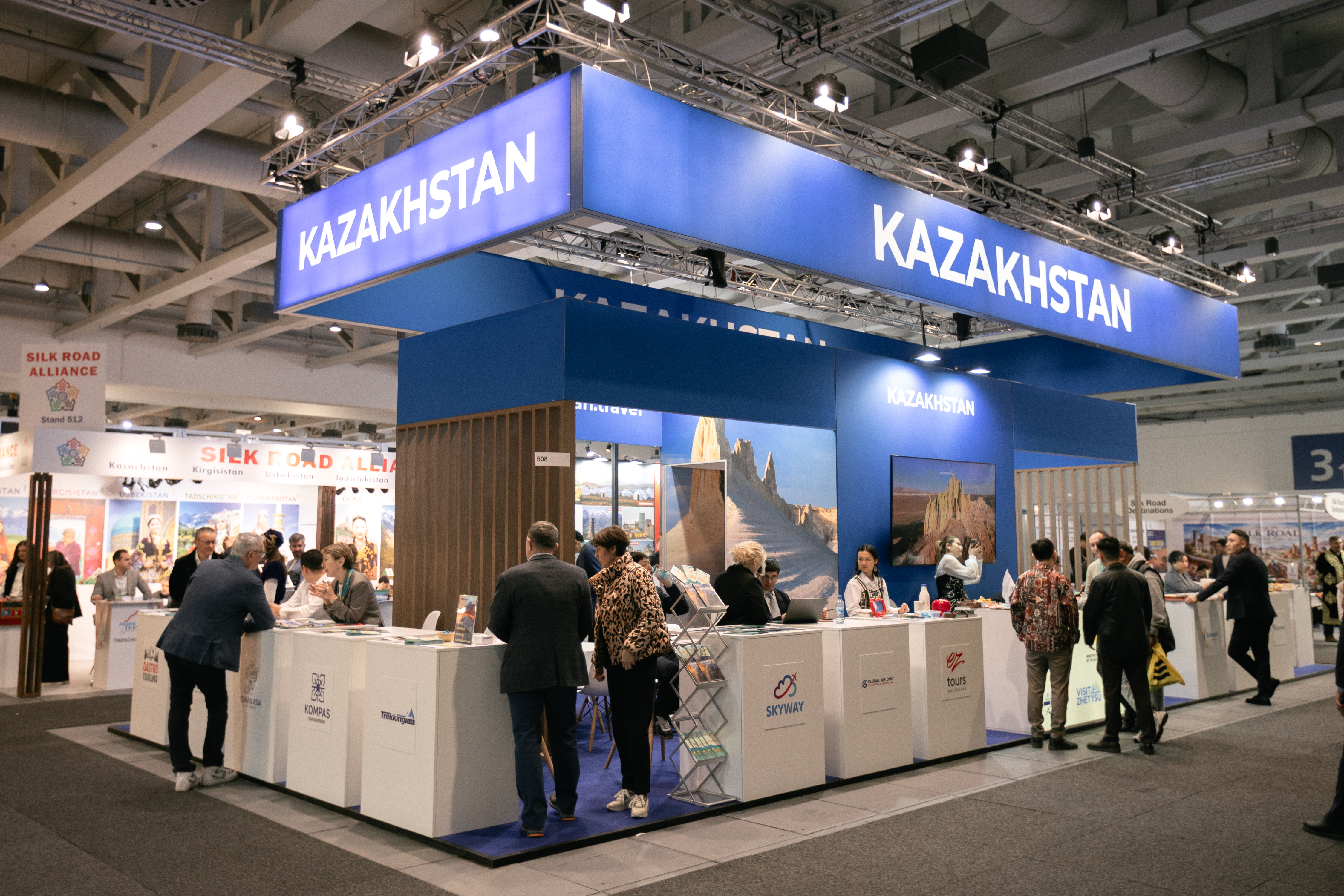 1)	Берлин қаласында әлемдегі ең ірі халықаралық туристік көрмелердің бірі — «ITB Berlin 2026» өтті. Биылғы көрме Германияның Берлин қаласында наурыздың 3-6 аралығында ұйымдастырылып, ITB Berlin-нің 60 жылдық мерейтойына орай туризм саласындағы жетекші сарапшыларды, туроператорларды, инвесторлар мен мемлекеттік құрылым өкілдерін бір алаңға жинады