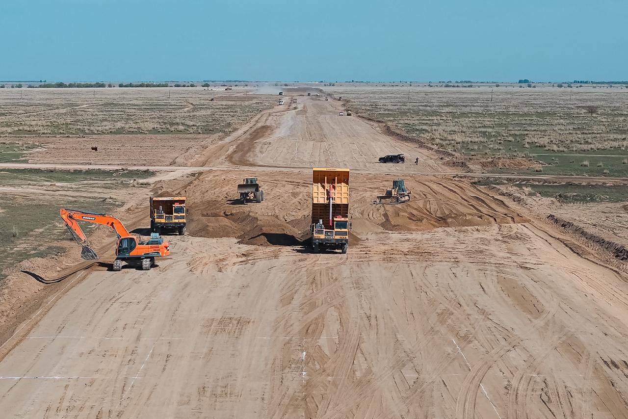 «Бақты – Аягөз» теміржол құрылысының іске асырылу барысы талқыланды