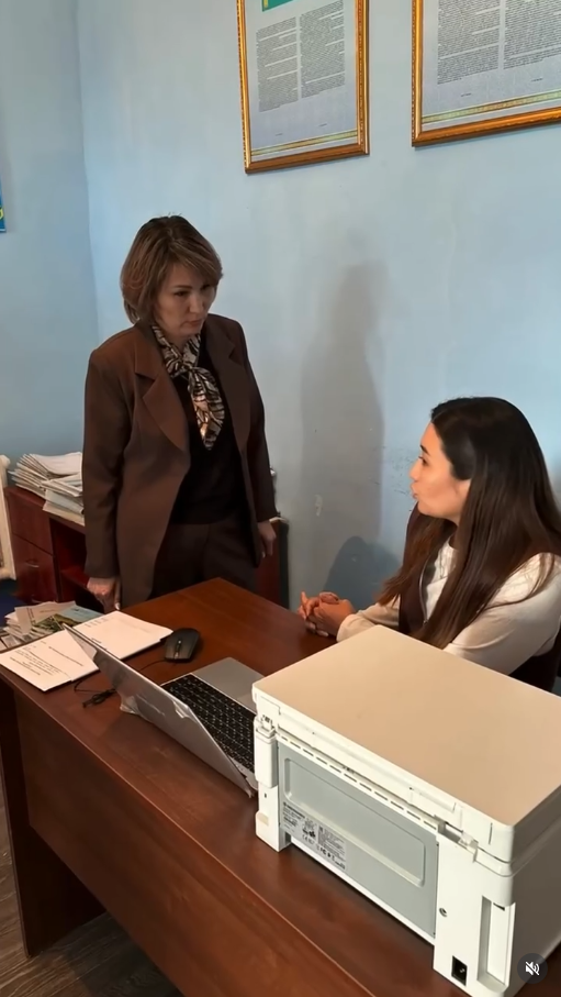 Құқықтық түсіндіру жұмысы және заңгерлік қызмет көрсету бөлімінің басшысы Г. Рахымжанова «Заң мен тәртіп» қағидатын түсіндіру және ілгерілету, сондай-ақ құқықтық кабинеттердің қызметін жандандыру жөніндегі жұмыс аясында Ақтүбек, Байдалы би ауылдық округтерінде болды.