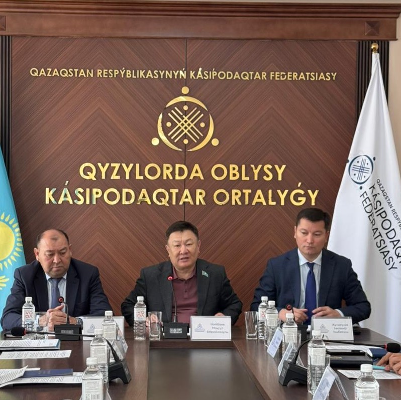 КӘСІПОДАҚ ОРТАЛЫҒЫНДА ЕҢБЕК КҮНІ АТАЛЫП ӨТТІ