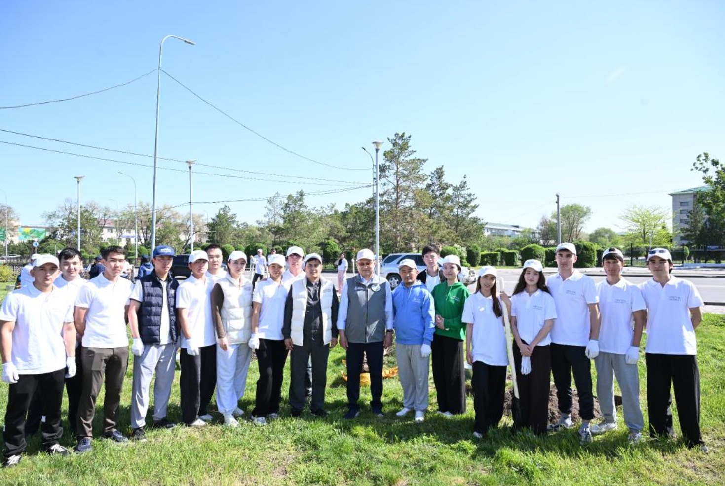 «Жасыл желек» республикалық акциясы: Жетісуда 8 мыңнан астам ағаш отырғызылды