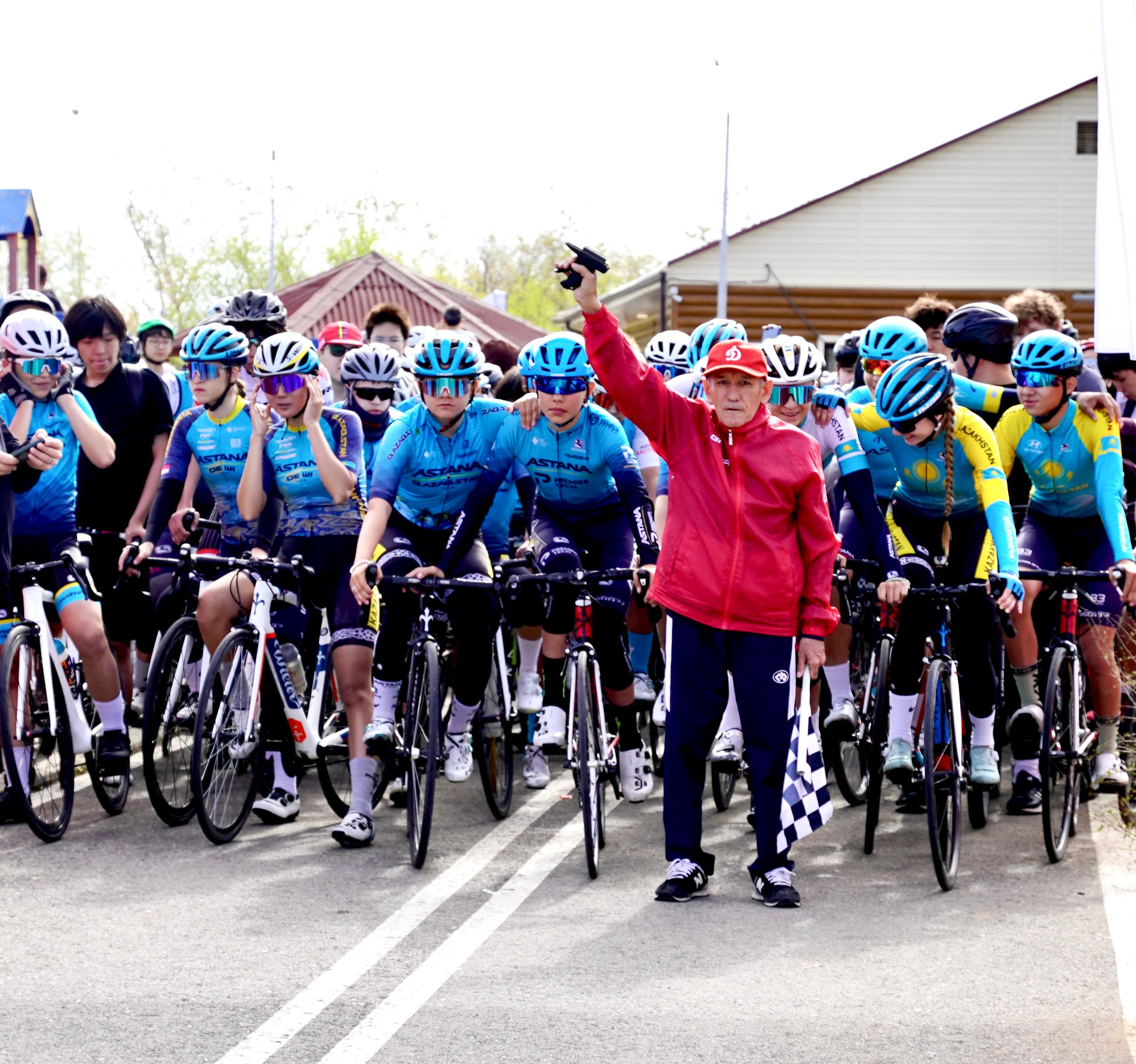 «Таза Қазақстан»: Елордада жазғы веломаусым ресми түрде ашылды