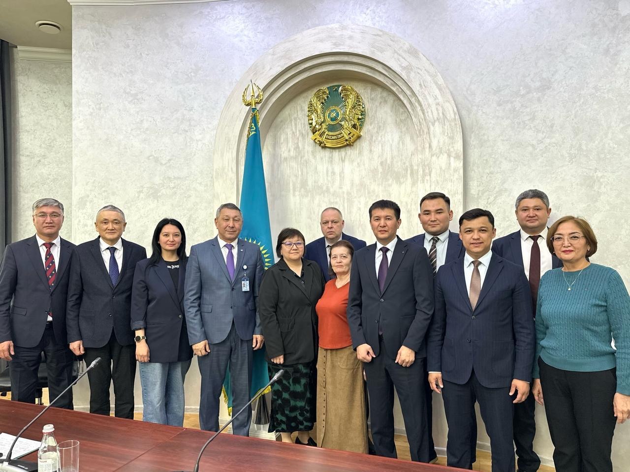 Сыбайлас жемқорлықпен барлық деңгейде күресу мемлекеттік  саясаттың басым бағыты болып қала береді.