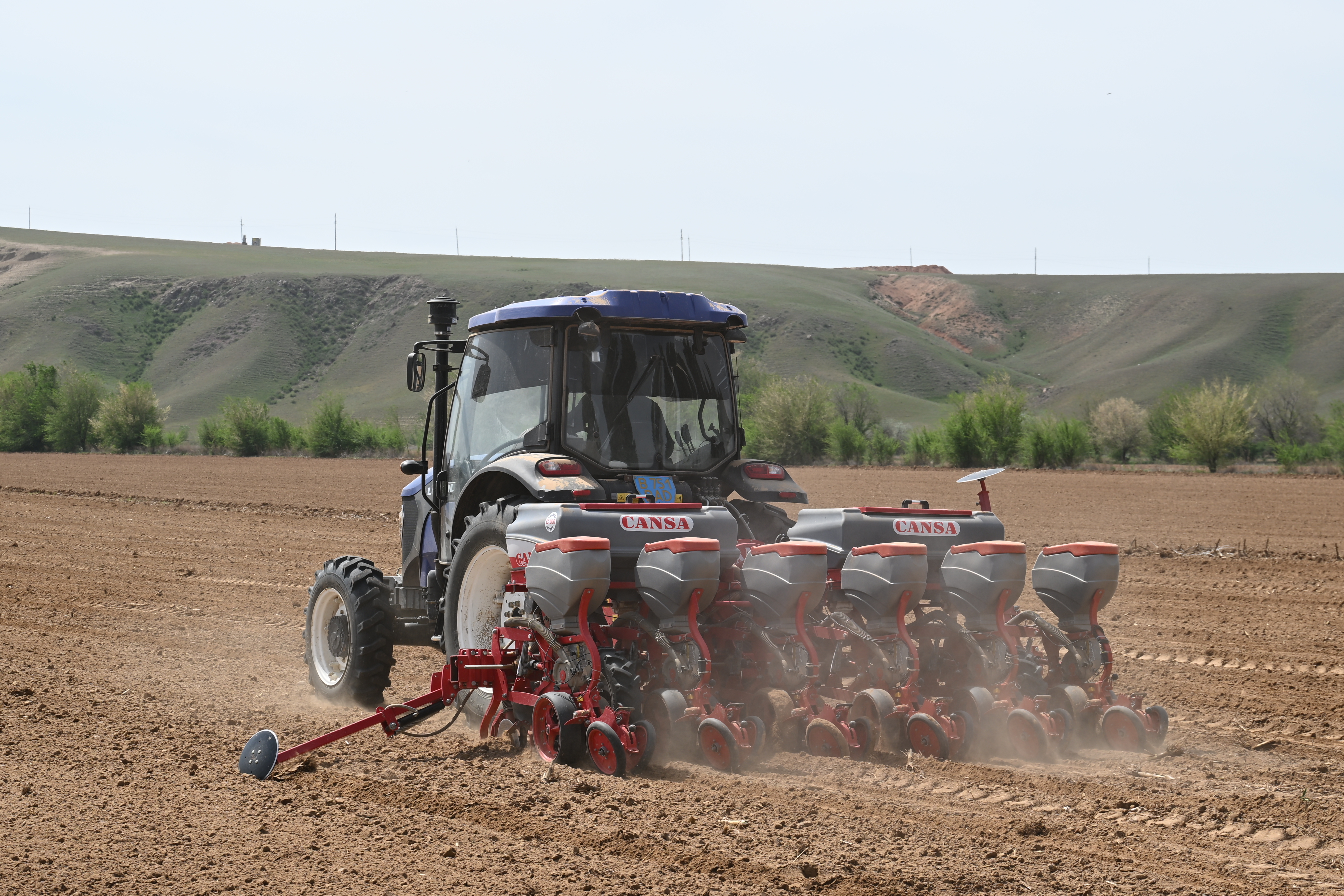 Жетісуда шаруашылықтар егістікке жаңа агротехнологияларды енгізуде