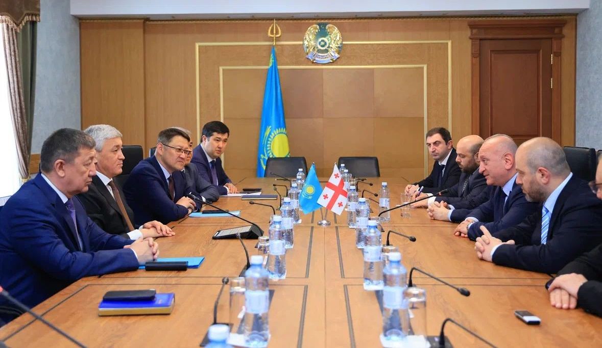 Қарағанды мен Гори бауырлас қалаларға айналады