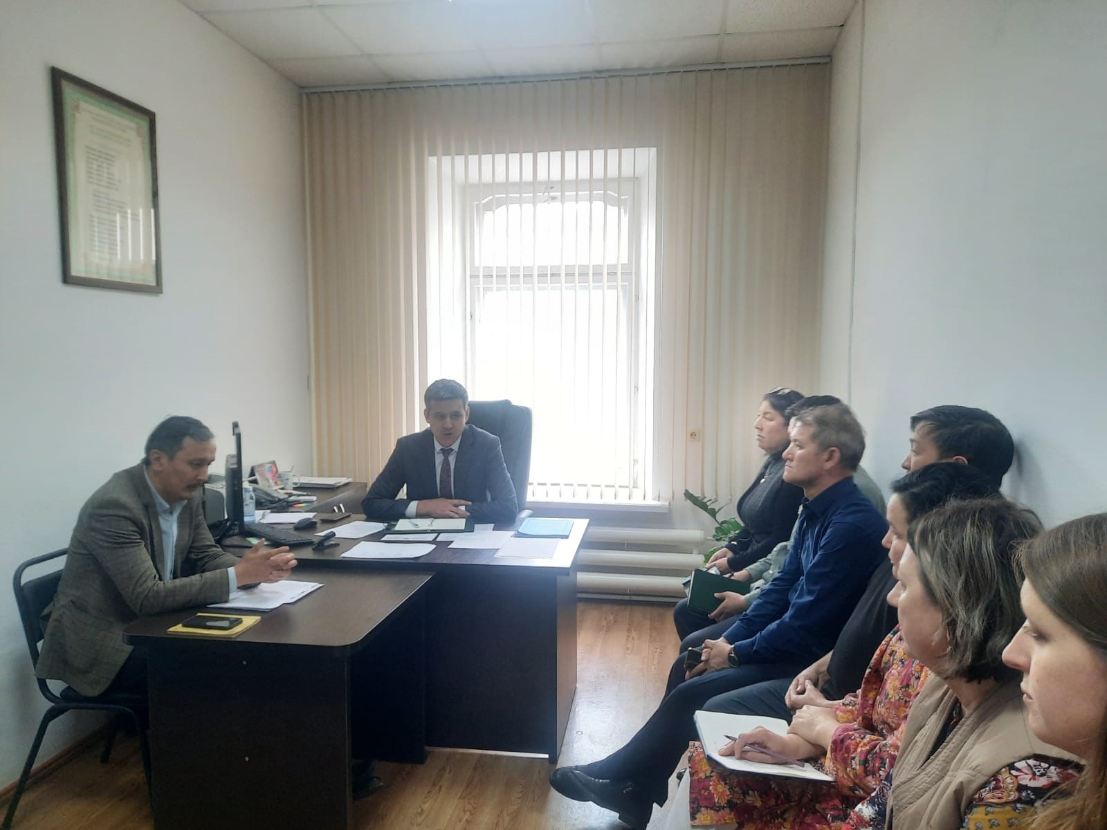 Еңбек заңнамасының негіздері бойынша түсіндіру жұмыстары