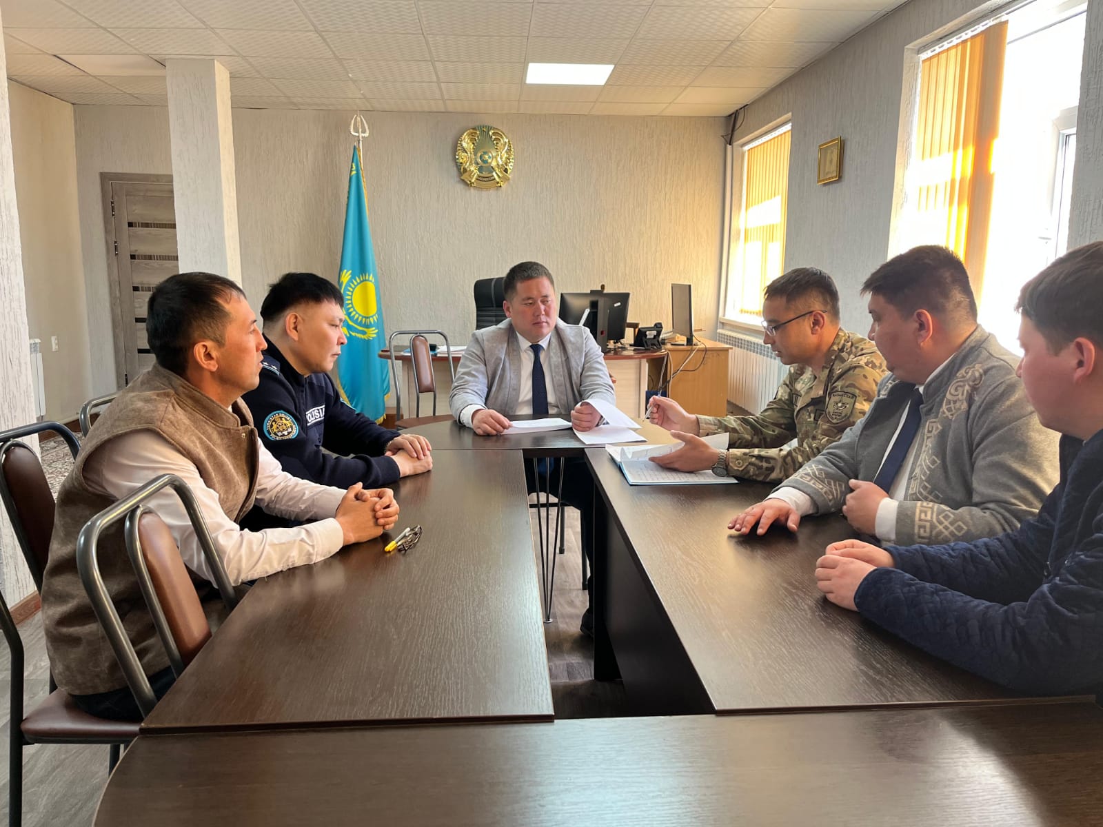 Ащысай ауылында әскерге шақыру науқанына байланысты жиналыс өткізілді.