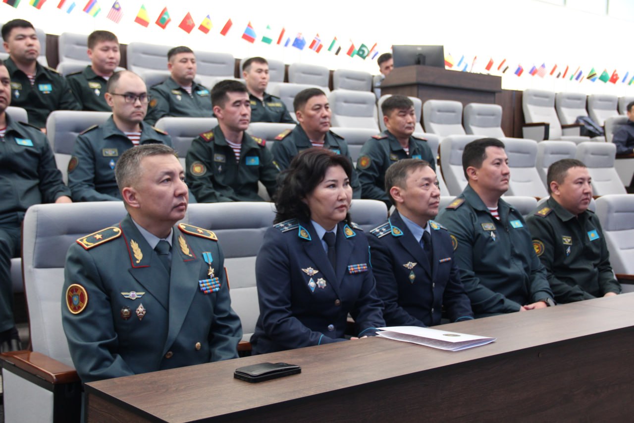 Ұлттық ұлан офицерлері алғаш рет қызметтік қарым-қатынас мәдениеті бойынша курстан өтті