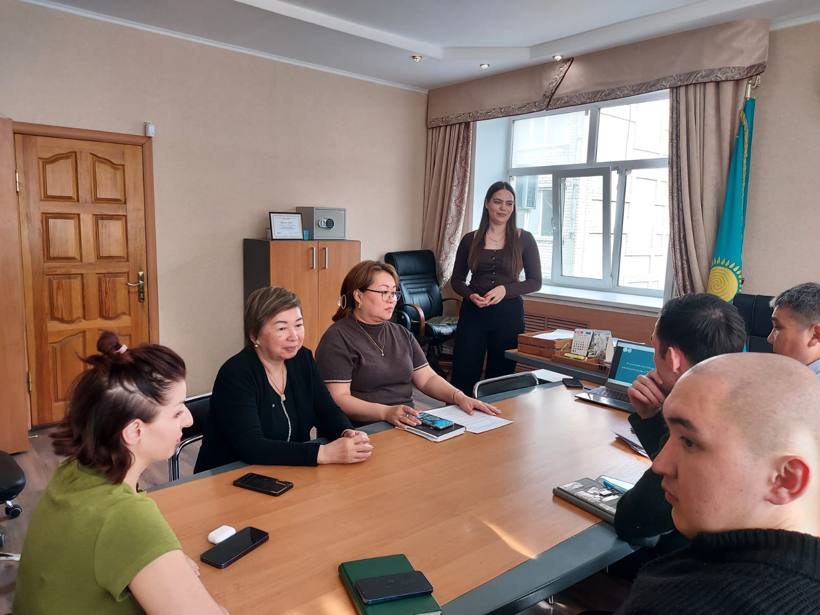 Мемлекеттік қызметшілерге арналған семинар