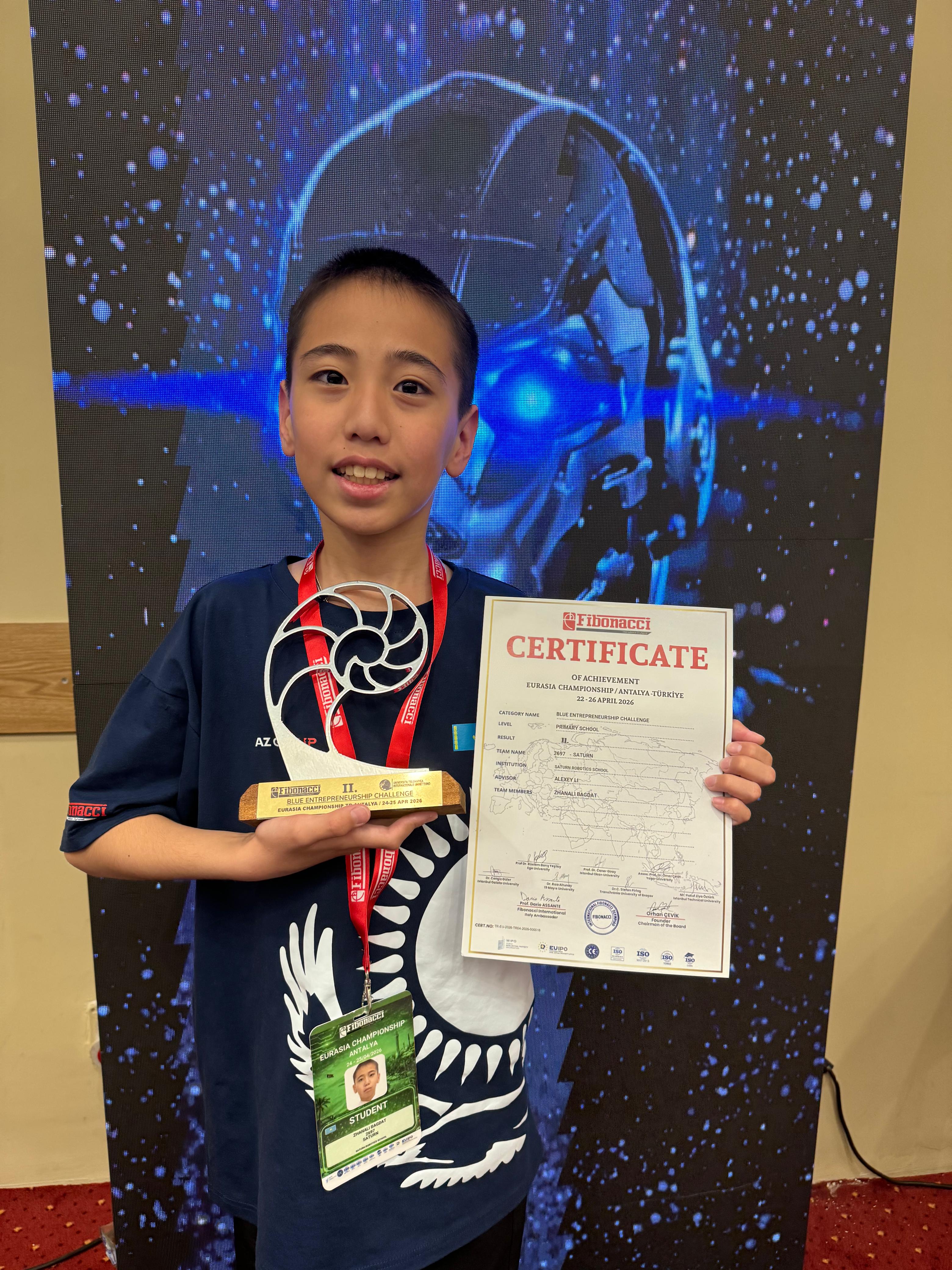 Антальяда өткен халықаралық робототехника жарысында қазақстандық оқушы күміс медаль иеленді