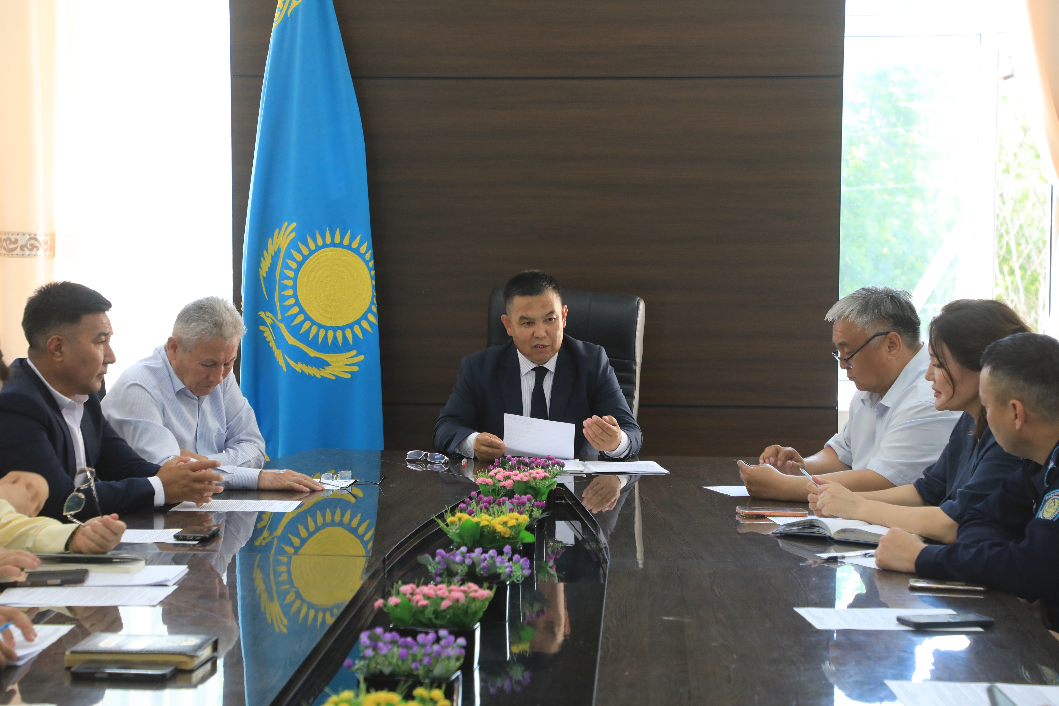 САРЫАҒАШ: КЕЗЕКТІ КОМИССИЯ ОТЫРЫСЫ ӨТТІ