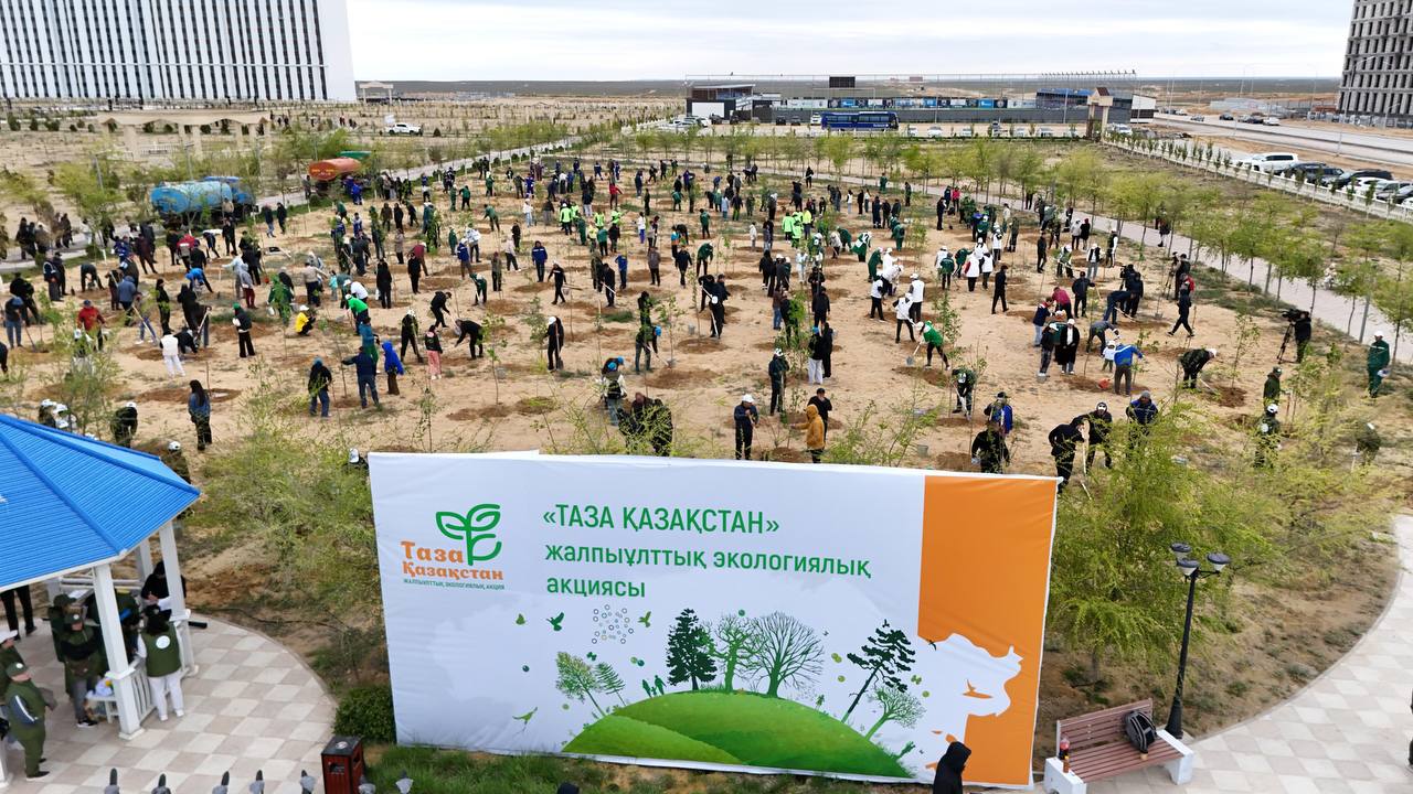 Субботник «Жасыл болашақ» объединил 12 тысяч жителей Мангистау