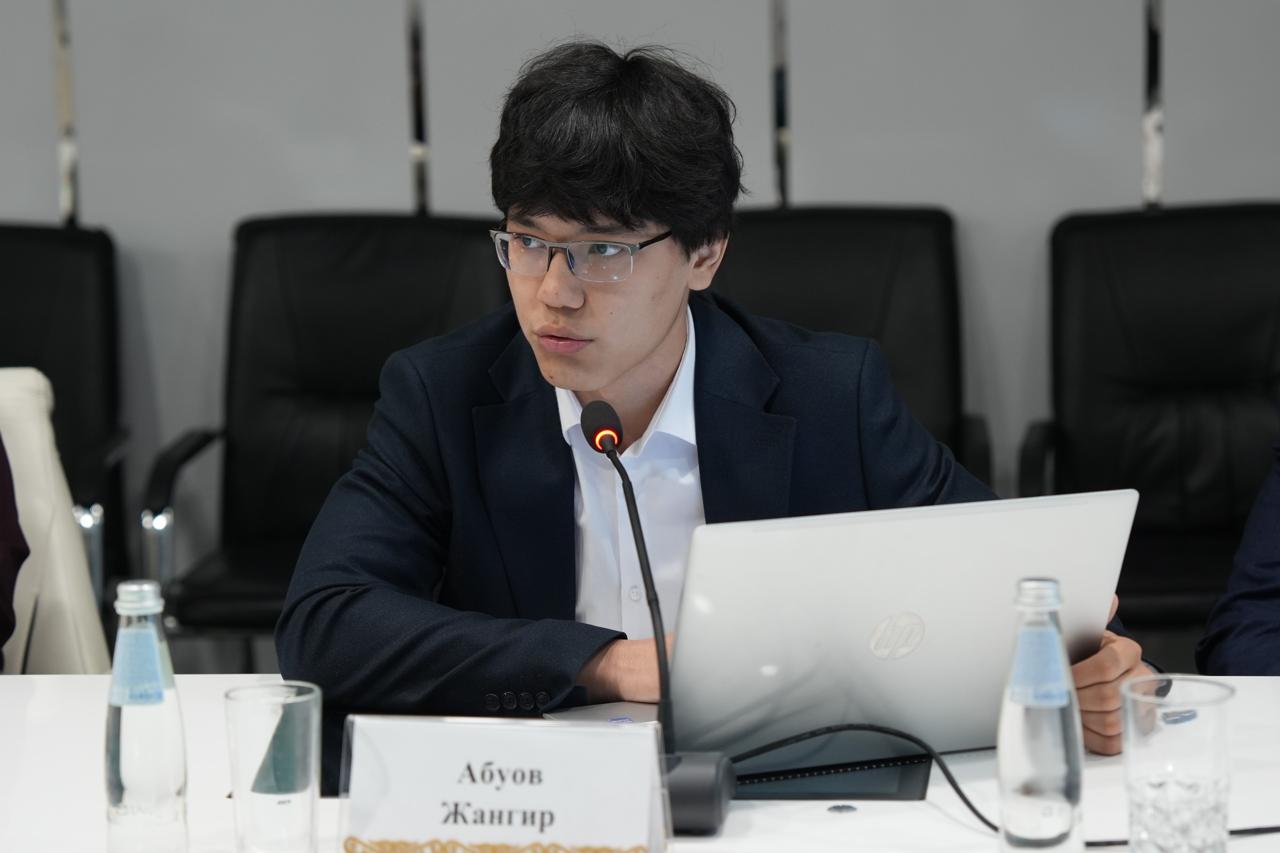 Елордалық оқушы әр адамның қанша су тұтынатынын есептейтін арнайы платформа әзірледі