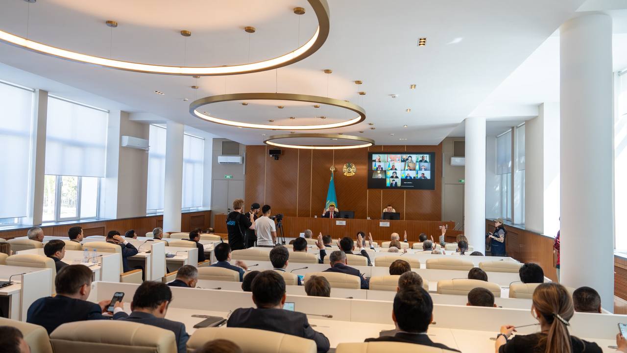 В ВКО на XXVIII сессии маслихата отметили положительную динамику развития региона