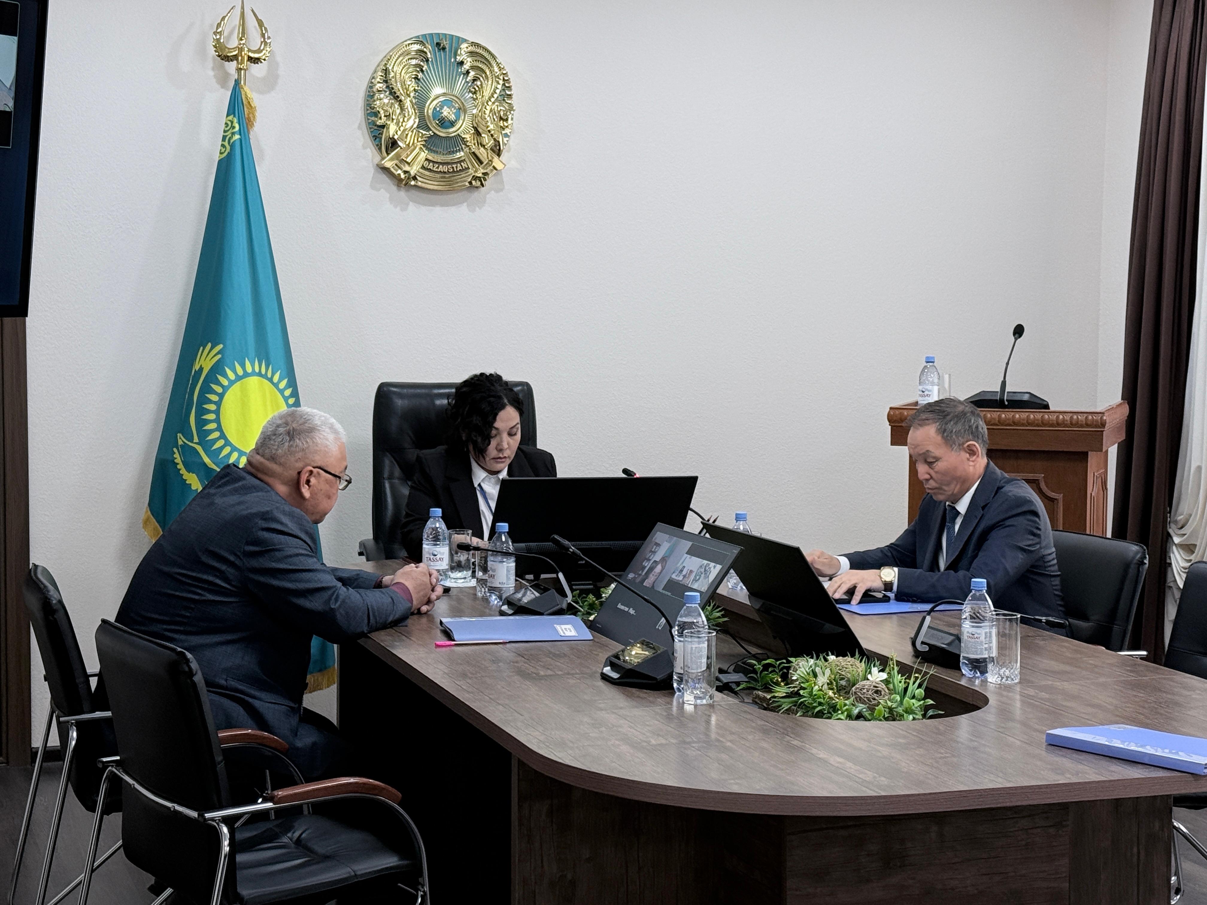 Мәслихаттың тұрақты комиссияларының бірлескен отырысы