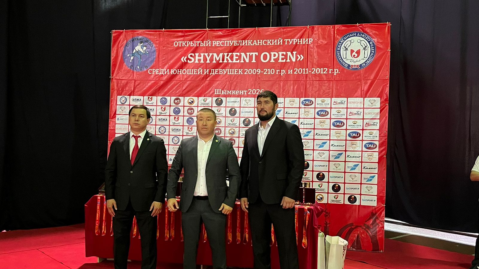 ШЫМКЕНТТЕ ЖАС ДЗЮДОШЫЛАРДЫҢ РЕСПУБЛИКАЛЫҚ АШЫҚ ТУРНИРІ БАСТАЛДЫ
