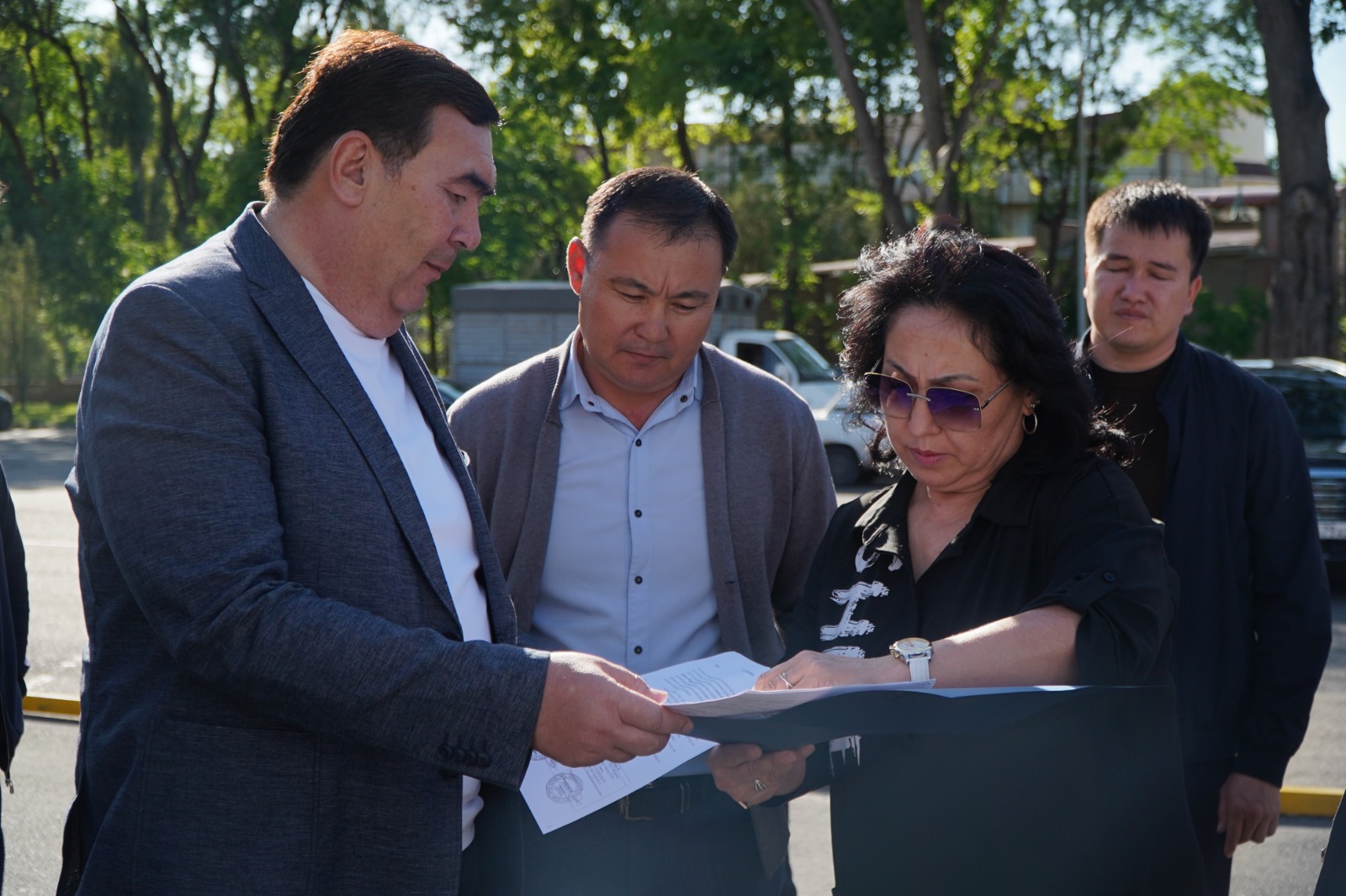 Қала әкімі "Жеңіс" саябағындағы заңсыз аттракциондарды сынға алды