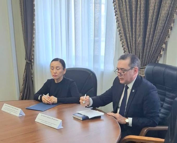 Ішкі мемлекеттік аудит департаментінің қызметкерлерімен жұмыс кездесуі