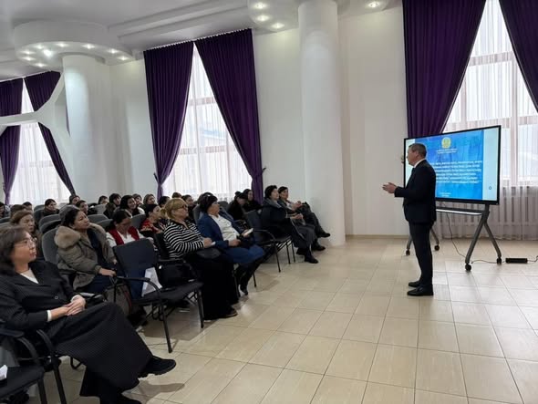 Мемлекеттік балабақша меңгерушілеріне лицензия алу бойынша түсіндіру жұмысы жүргізілді