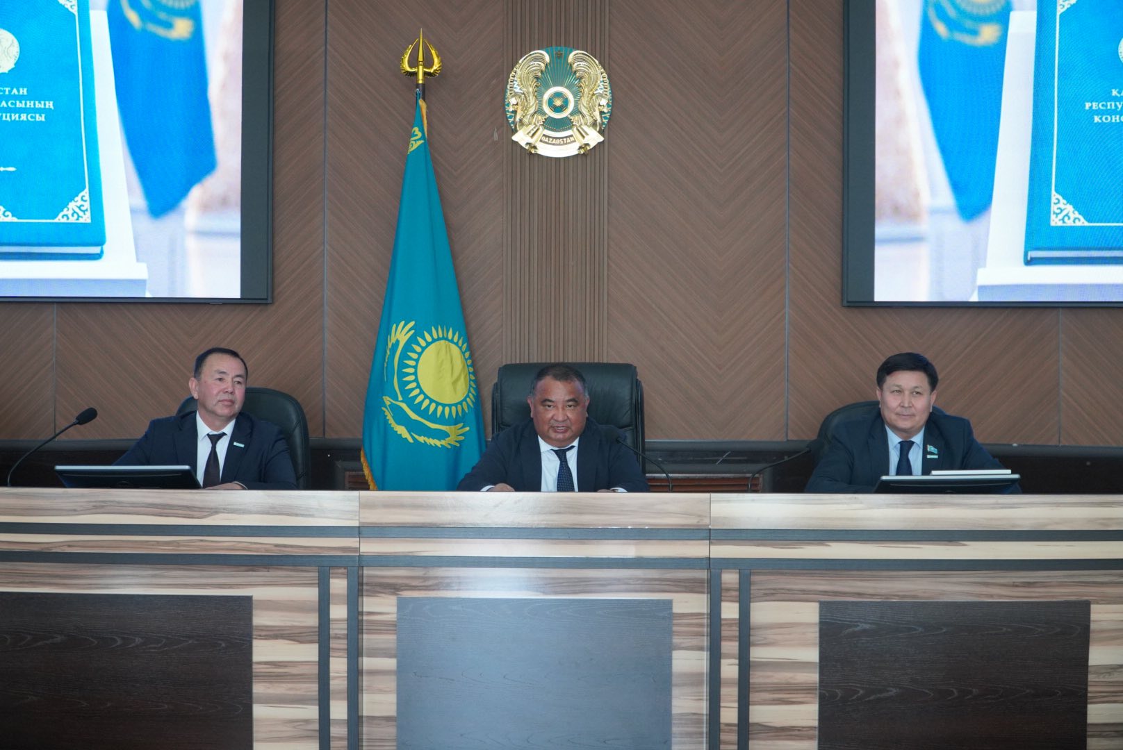 БӘЙДІБЕК: БЕЛСЕНДІ АЗАМАТТАРҒА ҚҰРМЕТ КӨРСЕТІЛДІ