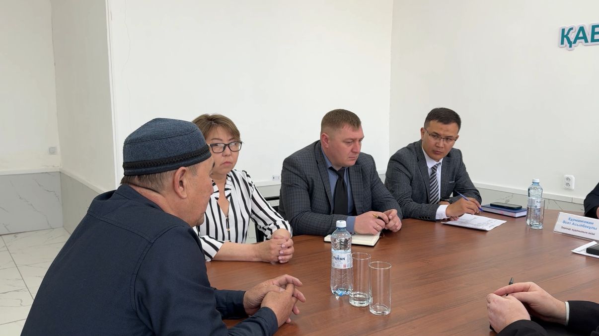 Аудан әкімі азаматтарды жеке қабылдау өткізді