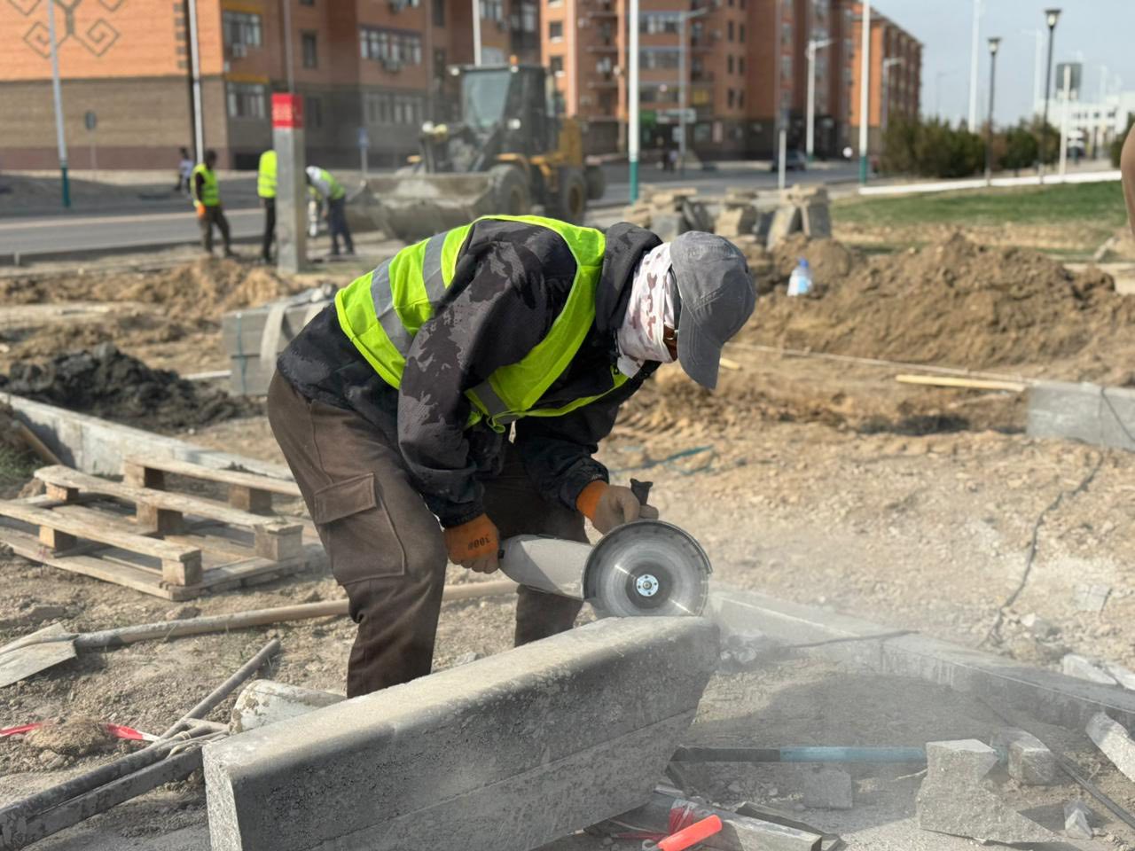 Көлік кептелісі реттелуде