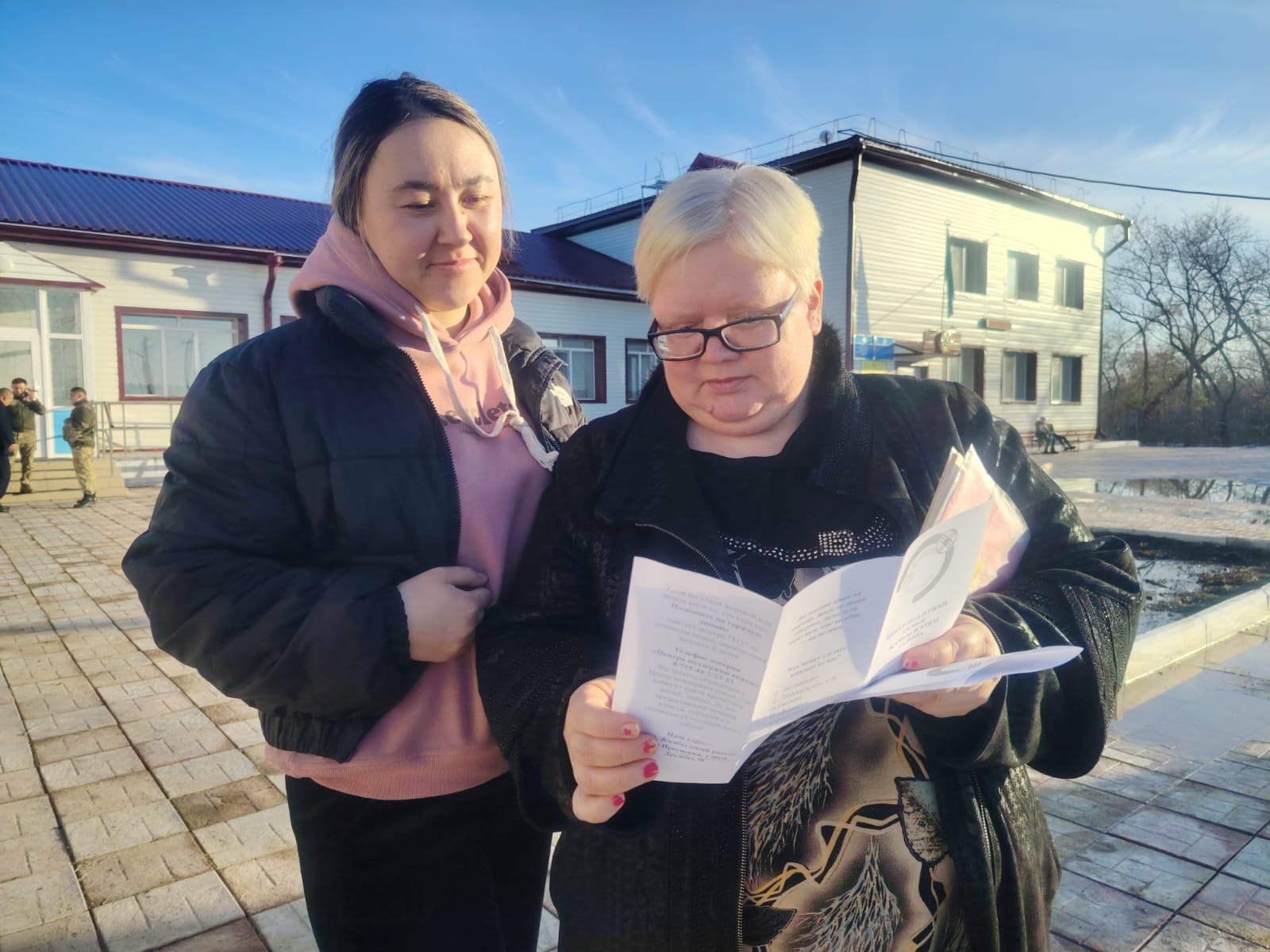 Пресноредуть ауылдық округінде тұрмыстық зорлық-зомбылықтың алдын алу бойынша брошюралар таратумен ақпараттық-түсіндіру жұмыстары жүргізілді