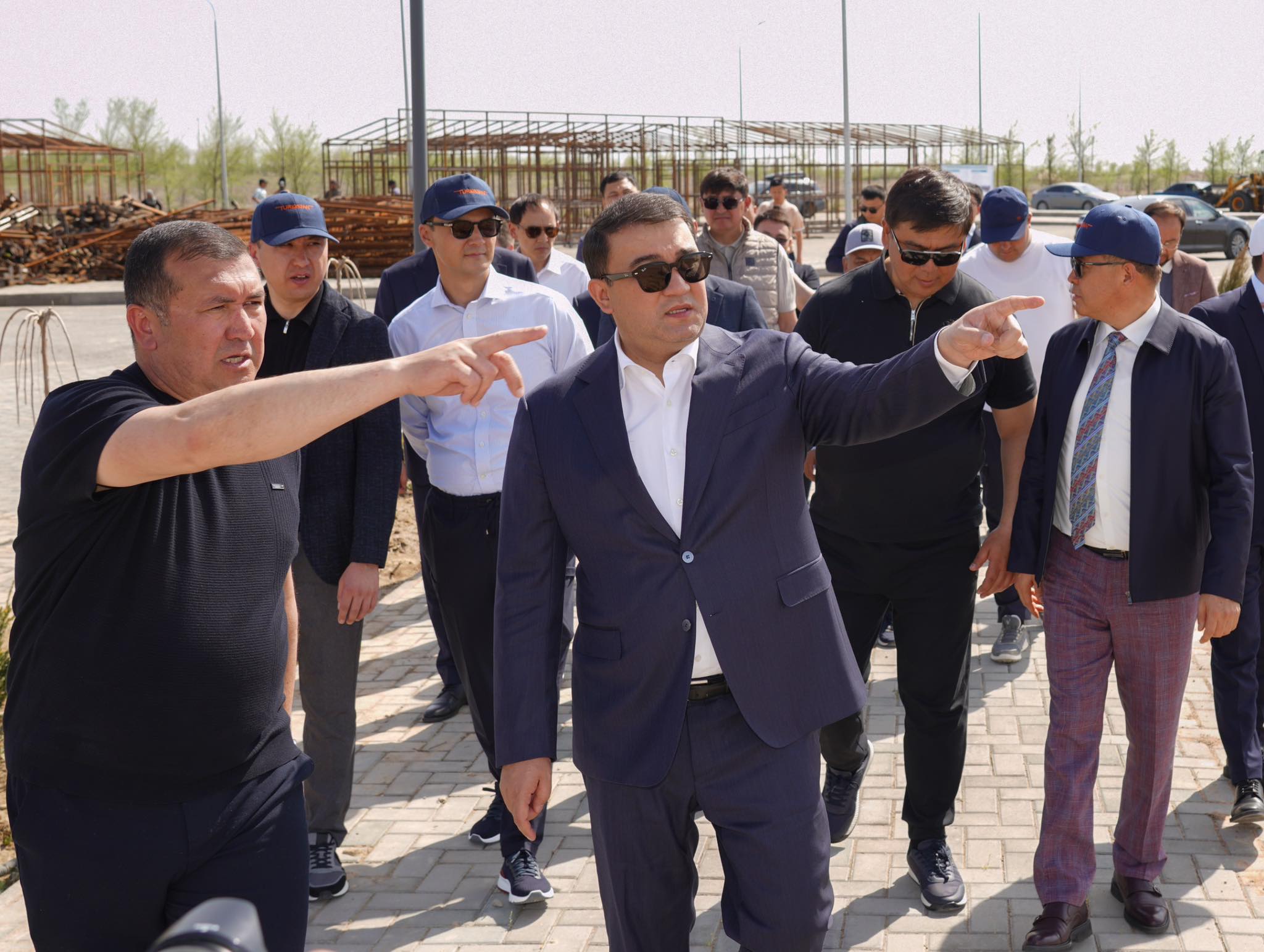 ТҮРКІСТАНДА АКВАТУРИЗМ ДАМЫТЫЛЫП, ЗАМАНАУИ БАЛЫҚ ШАРУАШЫЛЫҒЫ КЛАСТЕРІ ҚҰРЫЛАДЫ