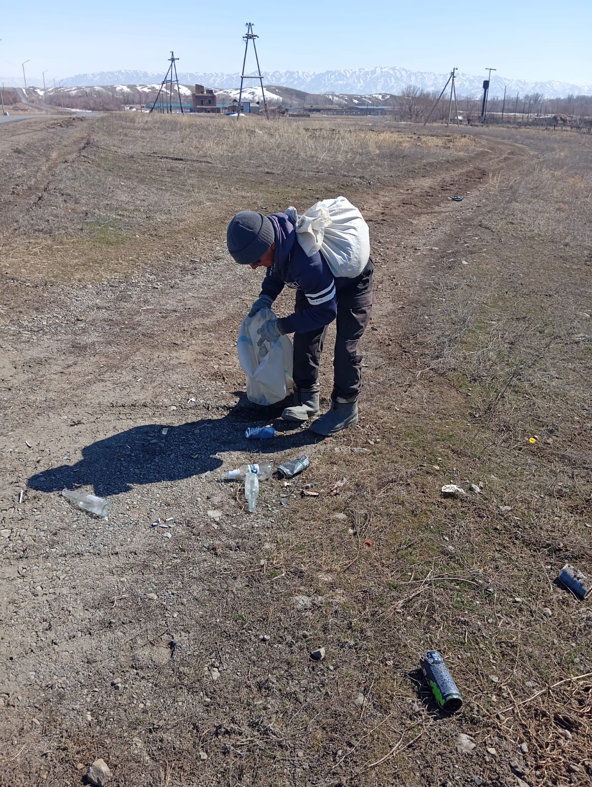 Миролюбовка ауылдық округінде "Таза Қазақстан" акциясы!