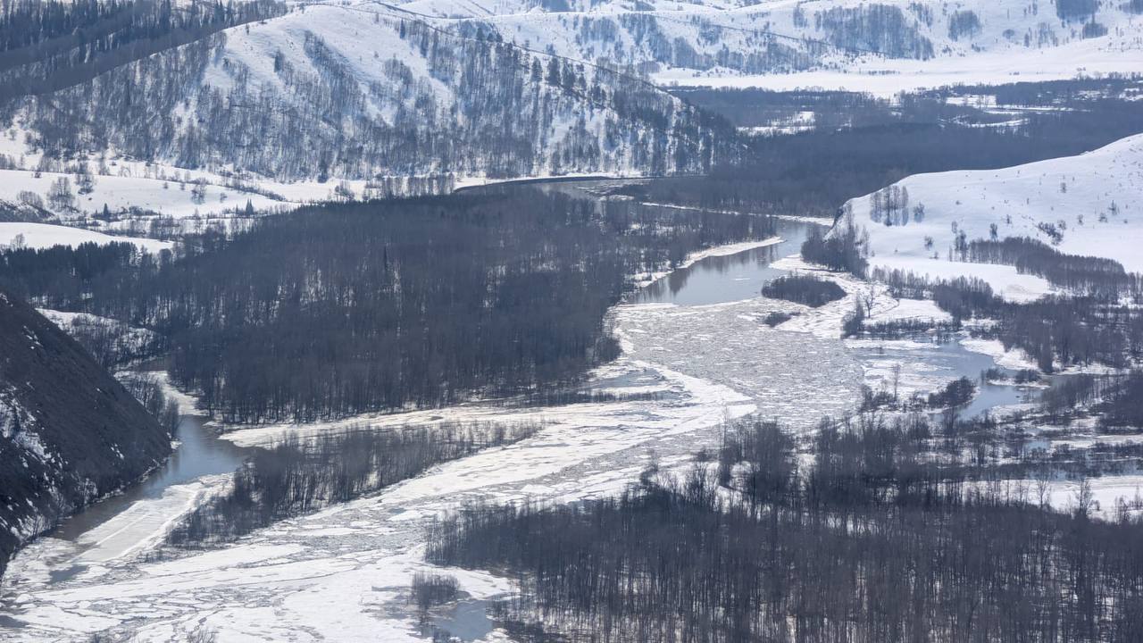 Әуеден барлау: әкімдік жанындағы авиабөлімшенің техникасы ШҚО-дағы су тасқыны жағдайын бақылауға көмектесуде