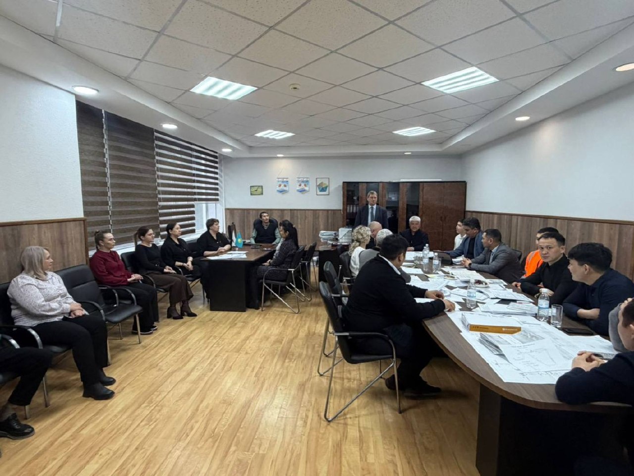 Сақтандыру және еңбек шарттары мәселелері жұмыс берушілермен талқыланды.