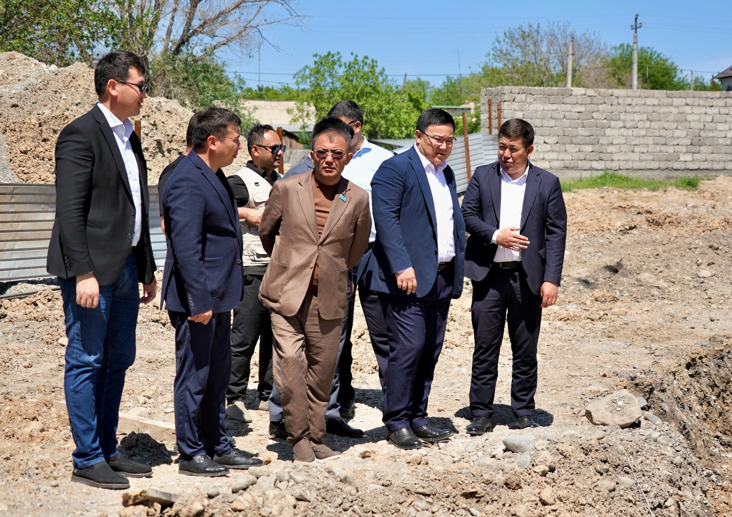 ХАНТАҒЫ АУЫЛЫНДА ЖОЛ ЖӘНЕ КӨПІР ҚҰРЫЛЫСЫ ҚАРҚЫНДЫ ЖҮРУДЕ